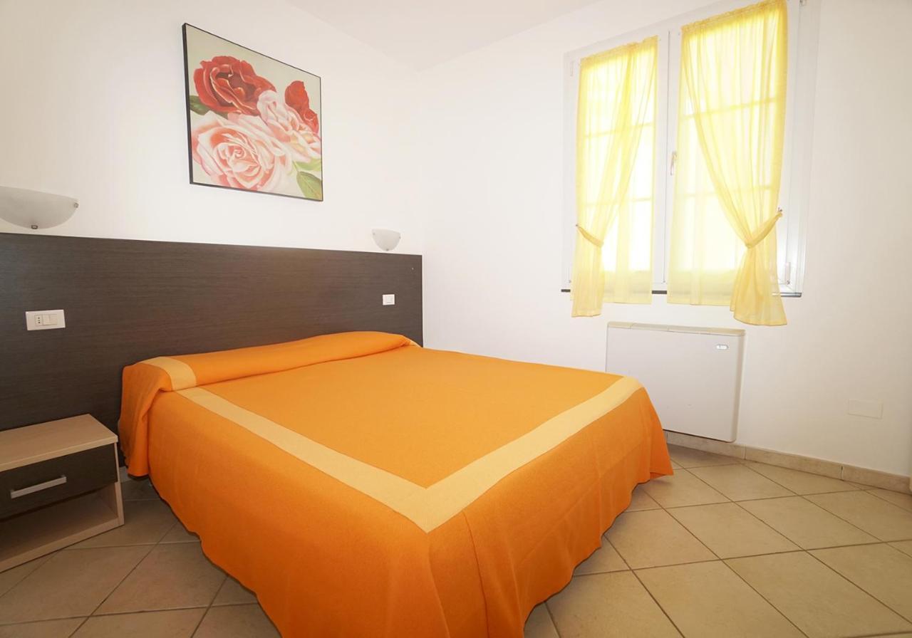 Rosa Dei Venti Aparthotel Vada Εξωτερικό φωτογραφία