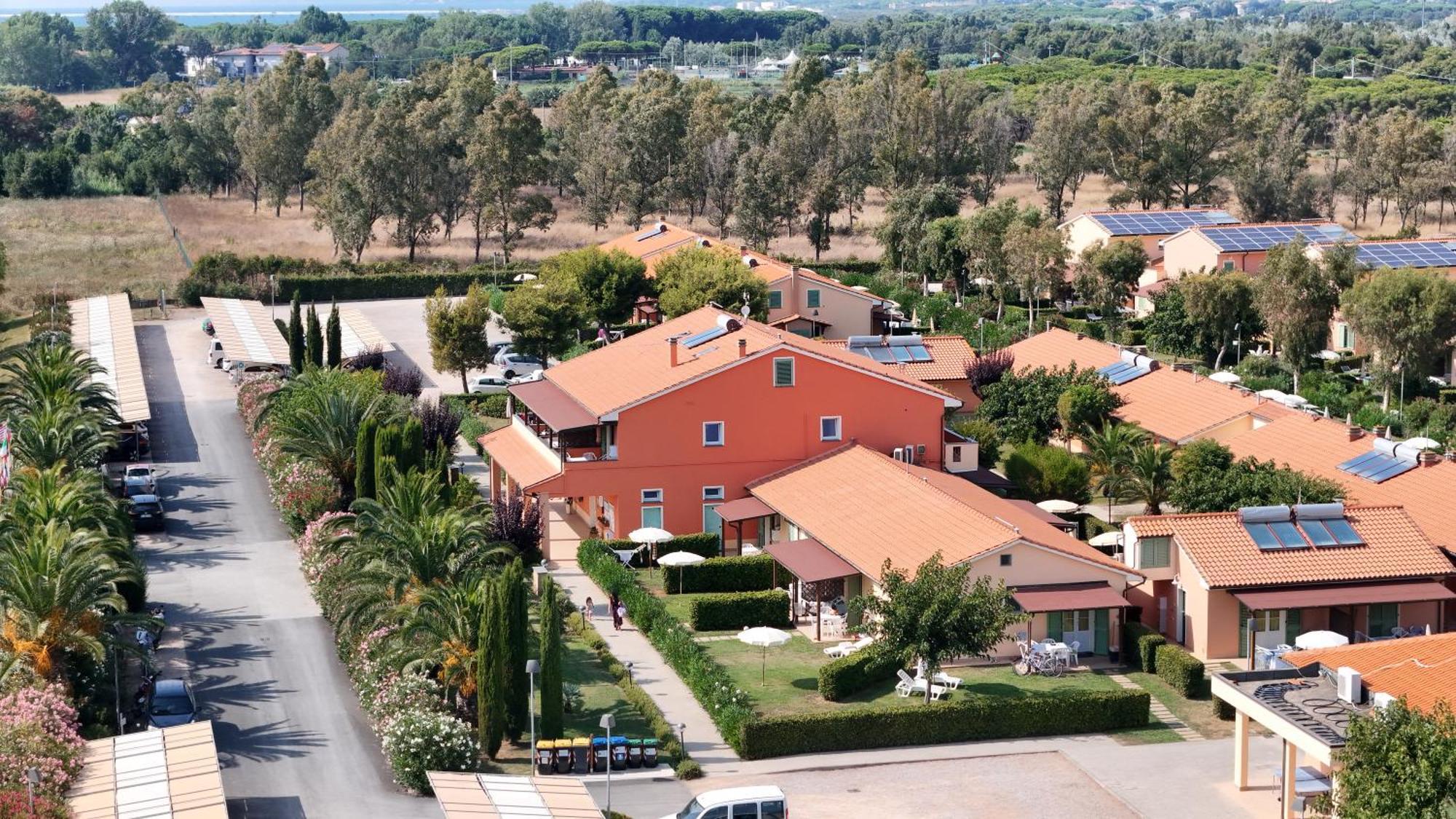 Rosa Dei Venti Aparthotel Vada Εξωτερικό φωτογραφία